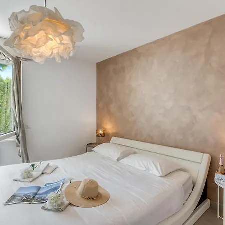 アパート Secret Of With View - Happy *